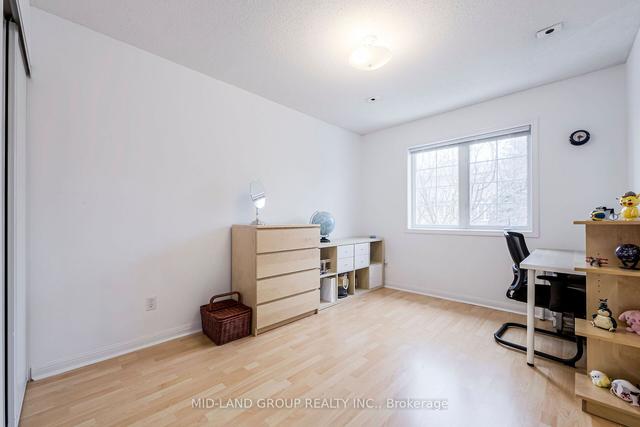 11 - 4 Alpen Way, Townhouse with 3 bedrooms, 3 bathrooms and 2 parking in Markham ON | Image 11