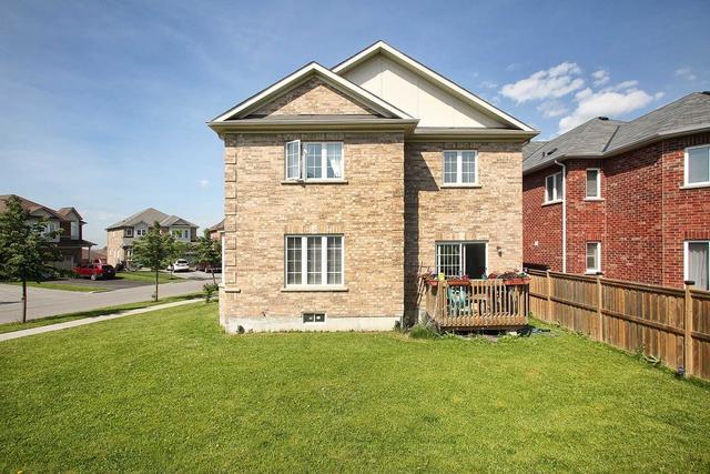 805 Black Cherry Dr, House detached with 4 bedrooms, 3 bathrooms and 4 parking in Oshawa ON | Image 20
