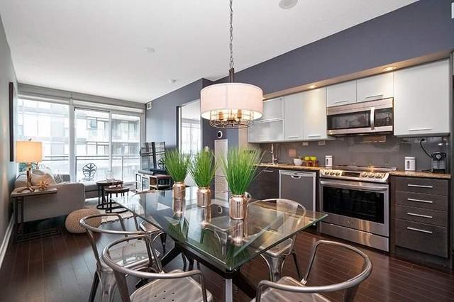 722 - 8 Telegram Mews, Condo with 1 bedrooms, 2 bathrooms and 1 parking in Toronto ON | Image 7