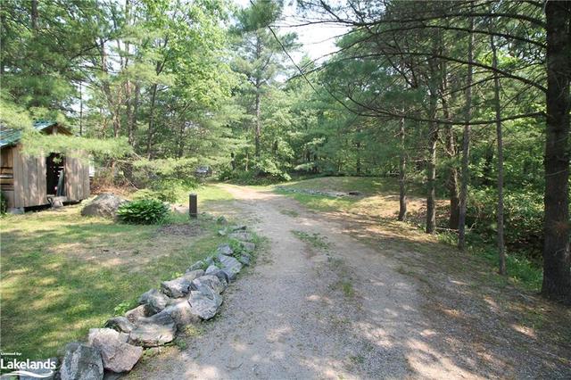4 Chipmunk Lane, House detached with 4 bedrooms, 1 bathrooms and null parking in Gravenhurst ON | Image 10