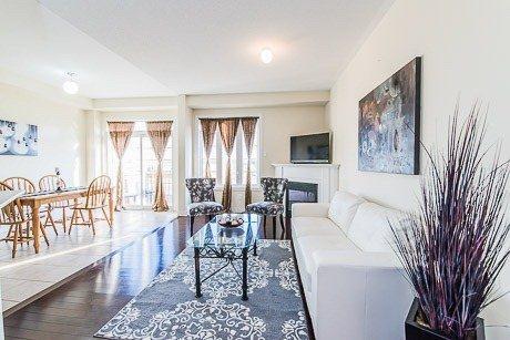 11 Gooseman Cres, House semidetached with 3 bedrooms, 3 bathrooms and 3 parking in Markham ON | Image 4