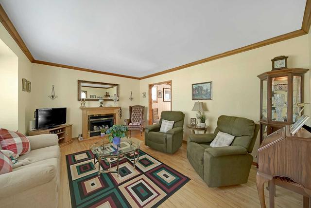 8 Trefusis St, House detached with 2 bedrooms, 1 bathrooms and 3 parking in Port Hope ON | Image 24