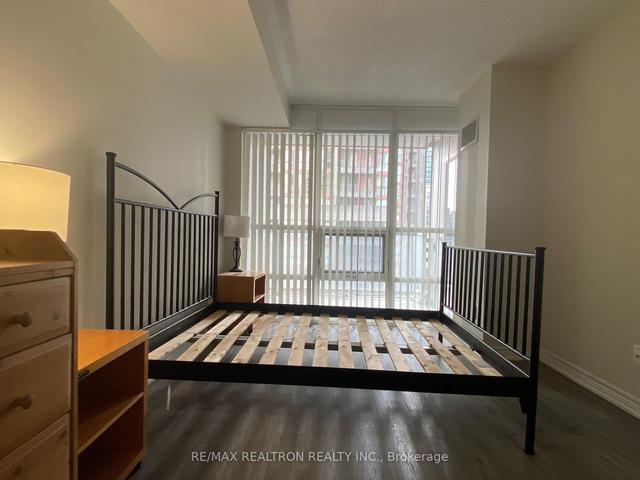 610 - 761 Bay St, Condo with 1 bedrooms, 2 bathrooms and 1 parking in Toronto ON | Image 13