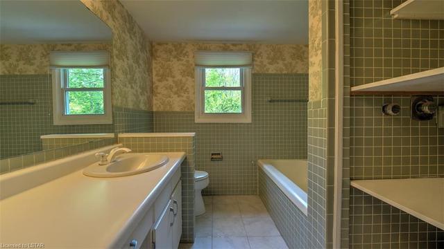 10290 Christie Boulevard, House detached with 3 bedrooms, 2 bathrooms and null parking in Lambton Shores ON | Image 21
