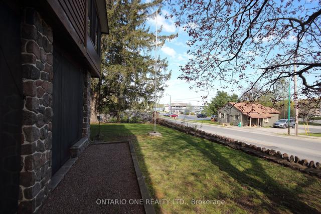 811 Bay St, House detached with 6 bedrooms, 3 bathrooms and 8 parking in Gravenhurst ON | Image 21