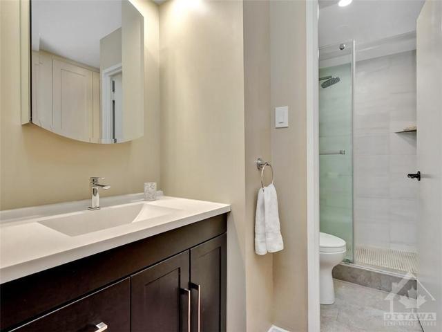 406 - 373 Laurier Avenue E, Condo with 3 bedrooms, 2 bathrooms and 1 parking in Ottawa ON | Image 19