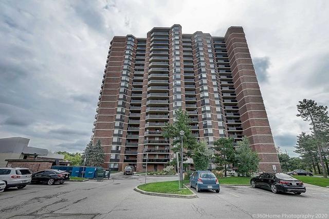 708 - 234 Albion Rd, Condo with 3 bedrooms, 2 bathrooms and 1 parking in Toronto ON | Image 1