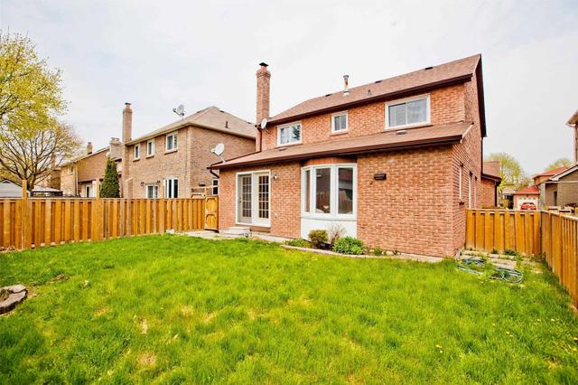 15 Carnelly Cres, House detached with 3 bedrooms, 4 bathrooms and 2 parking in Ajax ON | Image 20