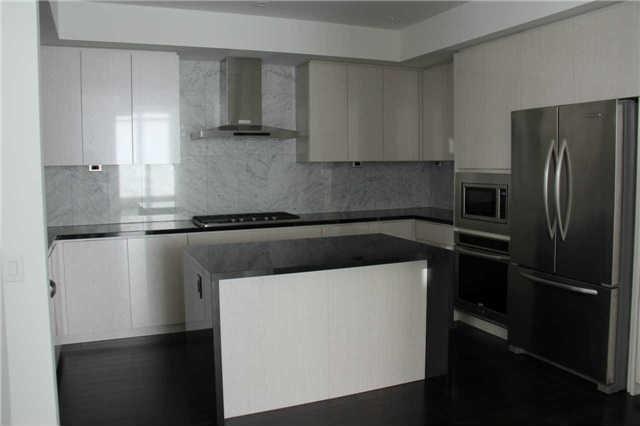 Th01 - 125 Mcmahon Dr, Townhouse with 3 bedrooms, 4 bathrooms and 2 parking in Toronto ON | Image 3