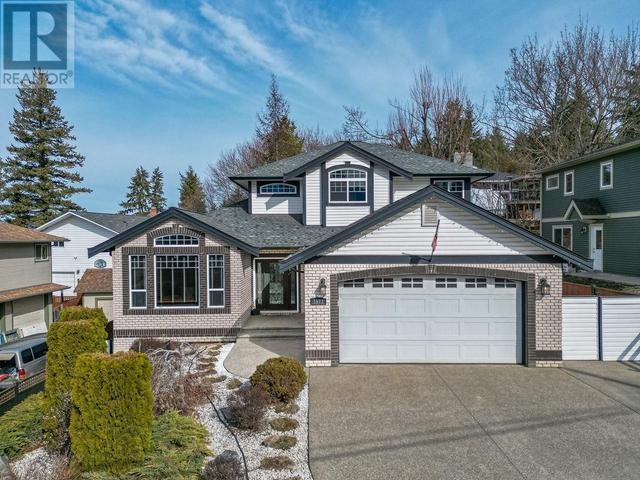 1571 20 Avenue Ne, House detached with 5 bedrooms, 3 bathrooms and 2 parking in Salmon Arm BC | Image 1