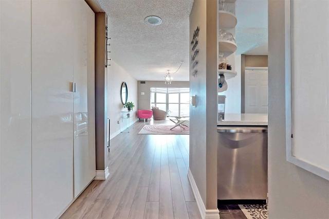 3406 - 7 Concorde Pl, Condo with 1 bedrooms, 1 bathrooms and 1 parking in Toronto ON | Image 17