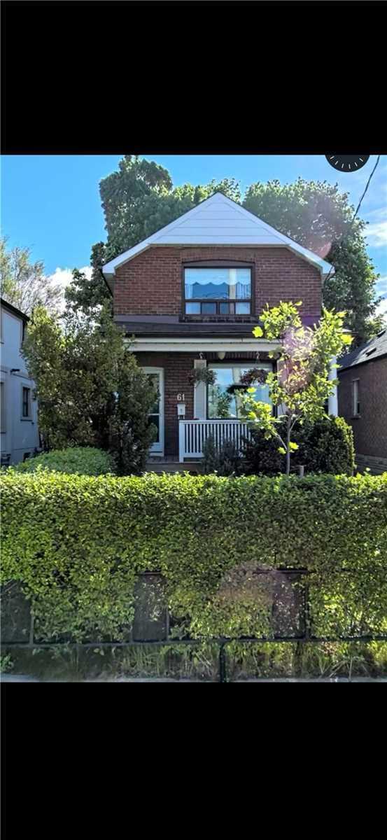 61 Guestville Ave, House detached with 2 bedrooms, 1 bathrooms and 3 parking in Toronto ON | Image 3