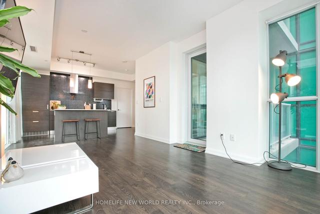 2108 - 11 Bogert Ave, Condo with 2 bedrooms, 2 bathrooms and 1 parking in Toronto ON | Image 3