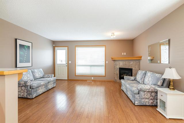 478 Jenkins Drive, Home with 2 bedrooms, 1 bathrooms and 1 parking in Red Deer County AB | Image 1