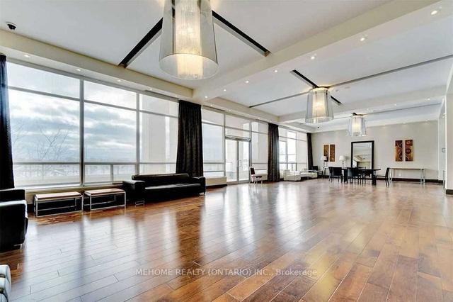 lph15 - 39 Galleria Pkwy, Condo with 1 bedrooms, 1 bathrooms and 1 parking in Markham ON | Image 5