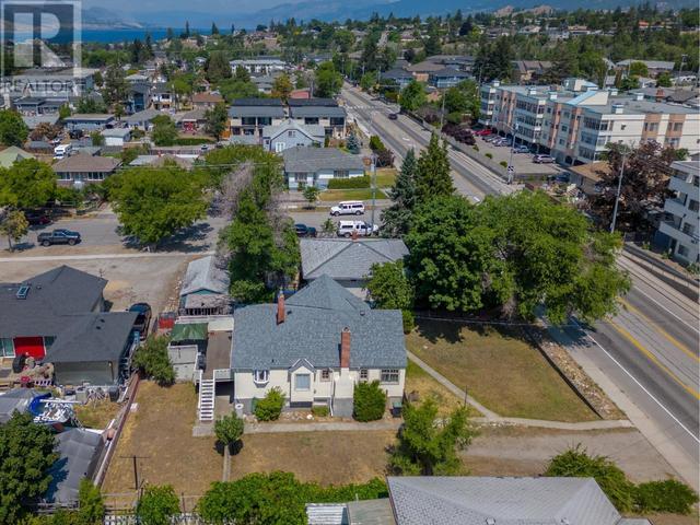 1027 Government Street, House detached with 3 bedrooms, 1 bathrooms and 2 parking in Penticton BC | Image 49