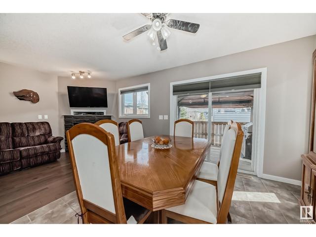 16735 60 St Nw, House semidetached with 4 bedrooms, 3 bathrooms and null parking in Edmonton AB | Image 15