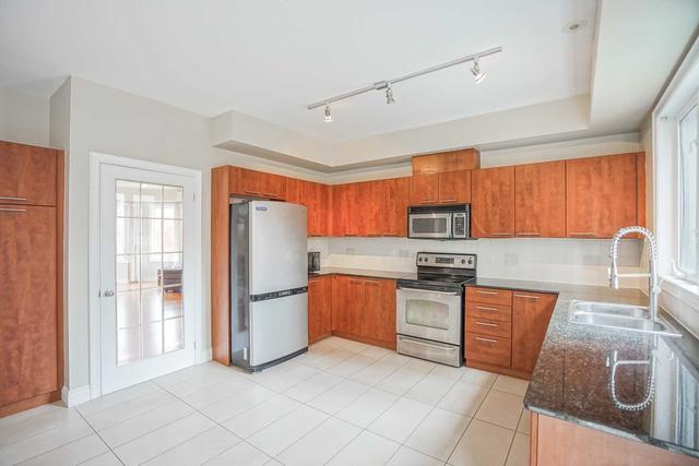 35 Galleria Pkwy, House attached with 4 bedrooms, 3 bathrooms and 1 parking in Markham ON | Image 24