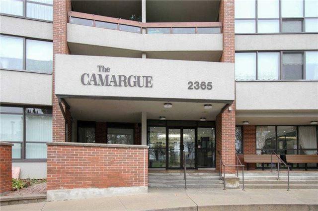 1101 - 2365 Kennedy Rd, Condo with 2 bedrooms, 2 bathrooms and 1 parking in Toronto ON | Image 2