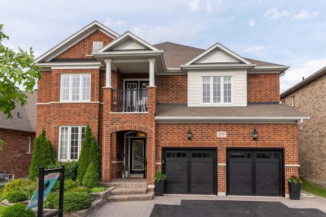 1725 Clearbrook Dr, House detached with 4 bedrooms, 5 bathrooms and 4 parking in Oshawa ON | Image 1