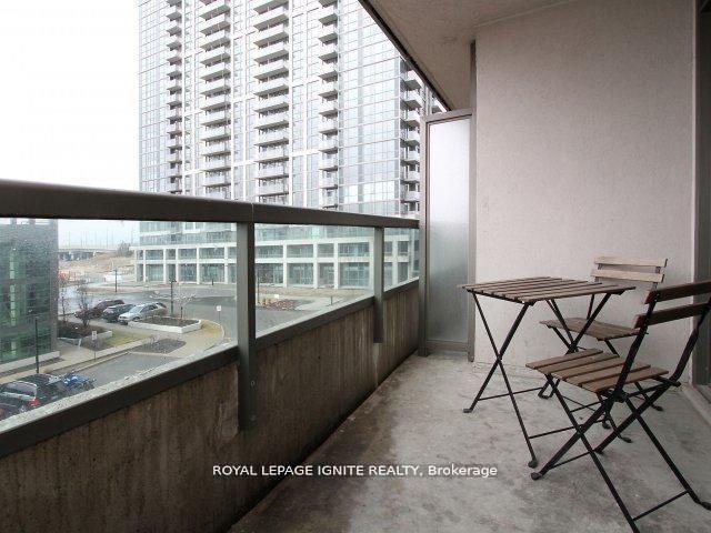 315 - 335 Rathburn Rd W, Condo with 2 bedrooms, 2 bathrooms and 1 parking in Mississauga ON | Image 6