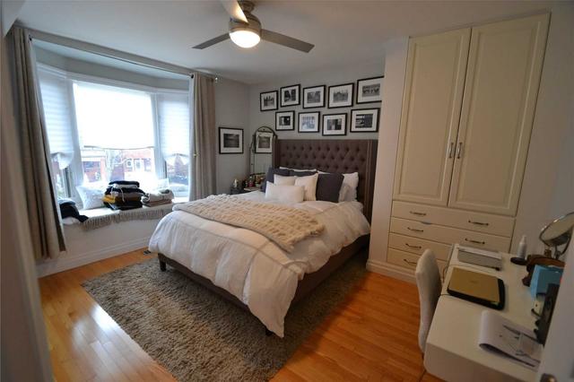 unit 2 - 180 Madison Ave, House semidetached with 2 bedrooms, 2 bathrooms and 1 parking in Toronto ON | Image 6