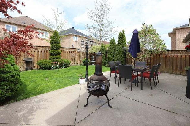 4835 Bloomburg Dr, House detached with 3 bedrooms, 4 bathrooms and 4 parking in Mississauga ON | Image 24