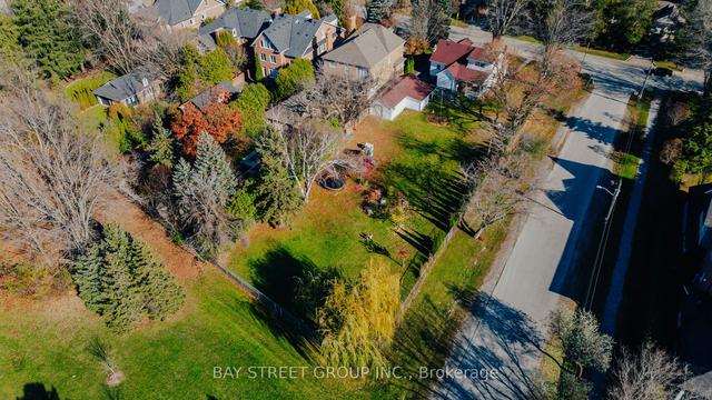 282 Main St, House detached with 3 bedrooms, 2 bathrooms and 8 parking in Markham ON | Image 2