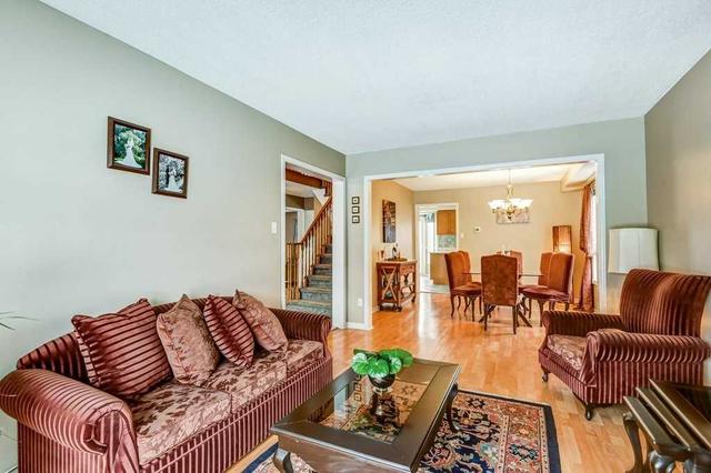 695 Shanahan Blvd, House detached with 4 bedrooms, 4 bathrooms and 4 parking in Newmarket ON | Image 37