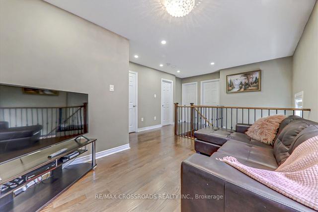 130 Leney St, House semidetached with 3 bedrooms, 3 bathrooms and 3 parking in Ajax ON | Image 18