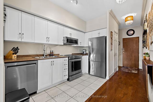 301 - 120 Lombard St, Condo with 1 bedrooms, 1 bathrooms and 1 parking in Toronto ON | Image 3