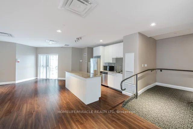 1002 - 2152 Lawrence Ave E, Condo with 3 bedrooms, 2 bathrooms and 1 parking in Toronto ON | Image 30