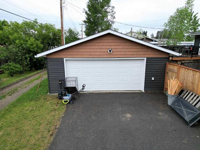 4920 47 Avenue, House detached with 5 bedrooms, 2 bathrooms and 2 parking in Yellowhead County AB | Image 27