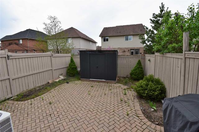 90 Hannon Cres, House attached with 3 bedrooms, 3 bathrooms and 2 parking in Hamilton ON | Image 20