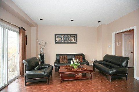86 Thornway Ave, House attached with 3 bedrooms, 4 bathrooms and 3 parking in Vaughan ON | Image 5