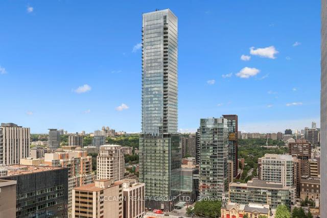 2703 - 35 Balmuto St, Condo with 1 bedrooms, 1 bathrooms and 1 parking in Toronto ON | Image 7