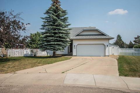 25 Kee Close, House detached with 1 bedrooms, 3 bathrooms and 2 parking in Red Deer AB | Card Image