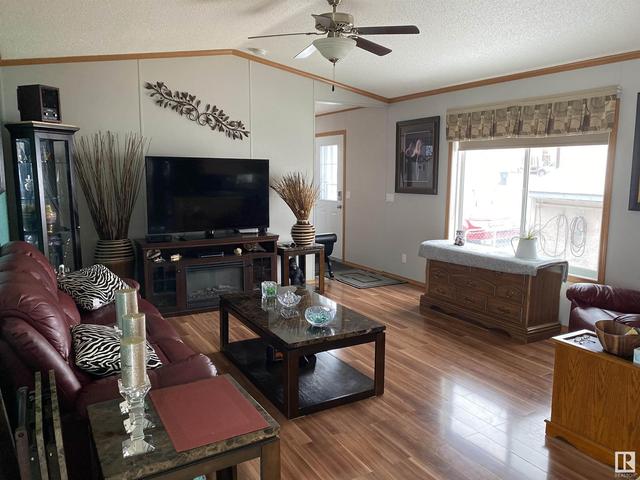 110 - 2251 50 St, Home with 3 bedrooms, 2 bathrooms and null parking in Drayton Valley AB | Image 21
