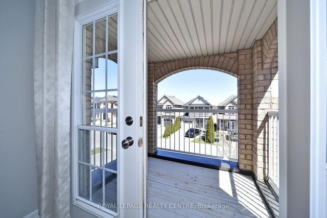 8 Catalpa Cres, House detached with 4 bedrooms, 4 bathrooms and 3 parking in Vaughan ON | Image 25