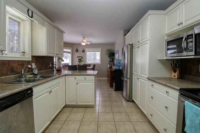 137 Morton Lane, House detached with 2 bedrooms, 2 bathrooms and 21 parking in Kawartha Lakes ON | Image 20