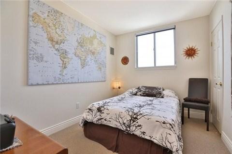 404 - 50 Port St E, Condo with 2 bedrooms, 2 bathrooms and 1 parking in Mississauga ON | Image 10
