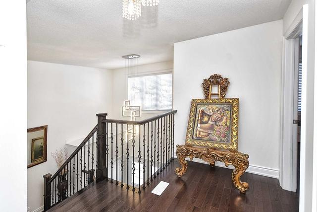 11 Madison Ave, House detached with 4 bedrooms, 4 bathrooms and 4 parking in Richmond Hill ON | Image 11