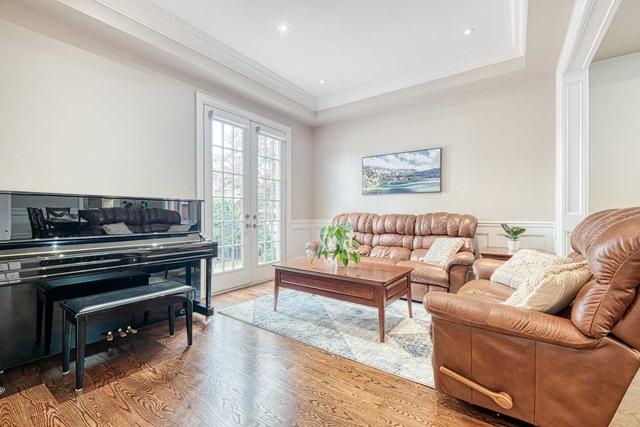 81 Stormont Ave, House detached with 5 bedrooms, 5 bathrooms and 4 parking in Toronto ON | Image 28