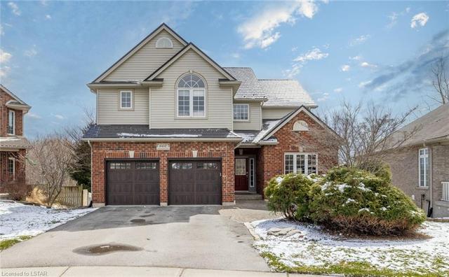 660 Clearwater Crescent, House detached with 4 bedrooms, 3 bathrooms and 6 parking in London ON | Image 1