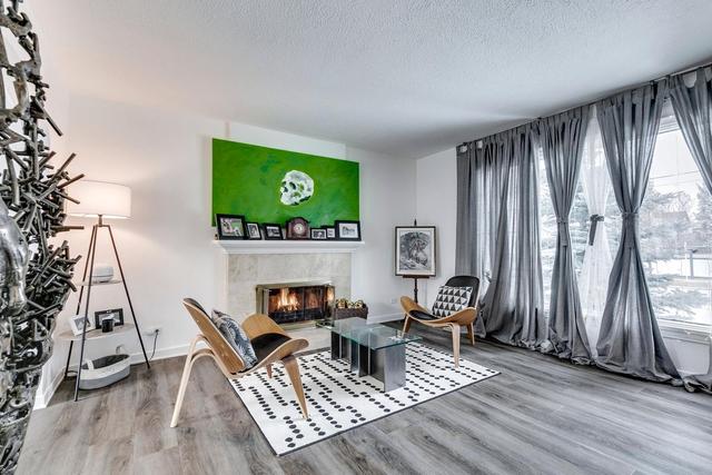 509 38 Avenue Sw, House detached with 2 bedrooms, 2 bathrooms and 3 parking in Calgary AB | Image 6