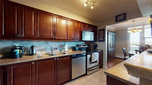 1205 - 541 Blackthorn Ave, Condo with 2 bedrooms, 1 bathrooms and 1 parking in Toronto ON | Image 14
