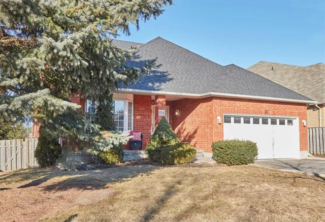 134 Goodman Dr, House detached with 3 bedrooms, 3 bathrooms and 6 parking in Oshawa ON | Image 1