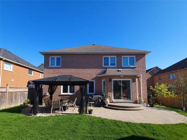 27 Touraine Dr, House detached with 4 bedrooms, 5 bathrooms and 9 parking in Markham ON | Image 13