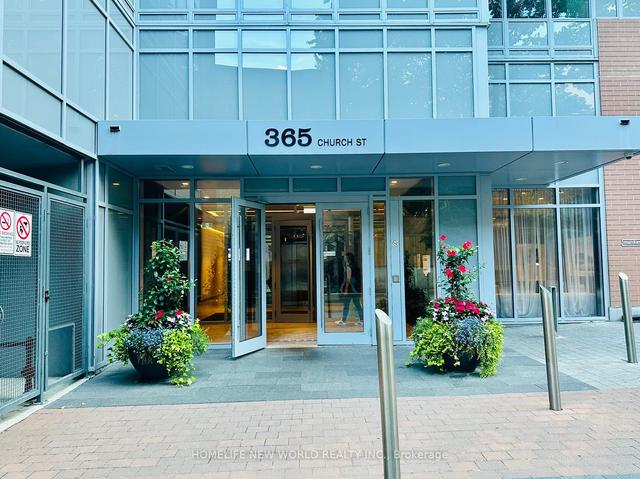 1010 - 365 Church St, Condo with 2 bedrooms, 2 bathrooms and 0 parking in Toronto ON | Image 8
