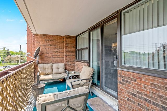 404 - 3501 Glen Erin Dr, Condo with 2 bedrooms, 1 bathrooms and 1 parking in Mississauga ON | Image 15